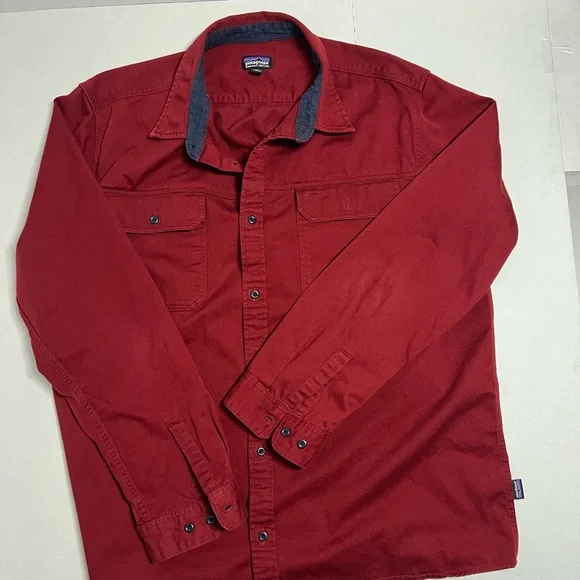 Pategonia XL men’s button up heavy duty shirt maroon/burgundy. - Picture 2 of 11